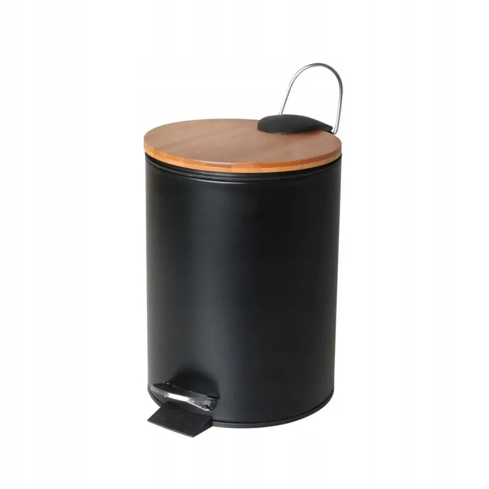 Baderomssøppelbøtte Vini Yoka 3L i matt svart metall med lyst trelokk og metallhåndtak, skrå forside.