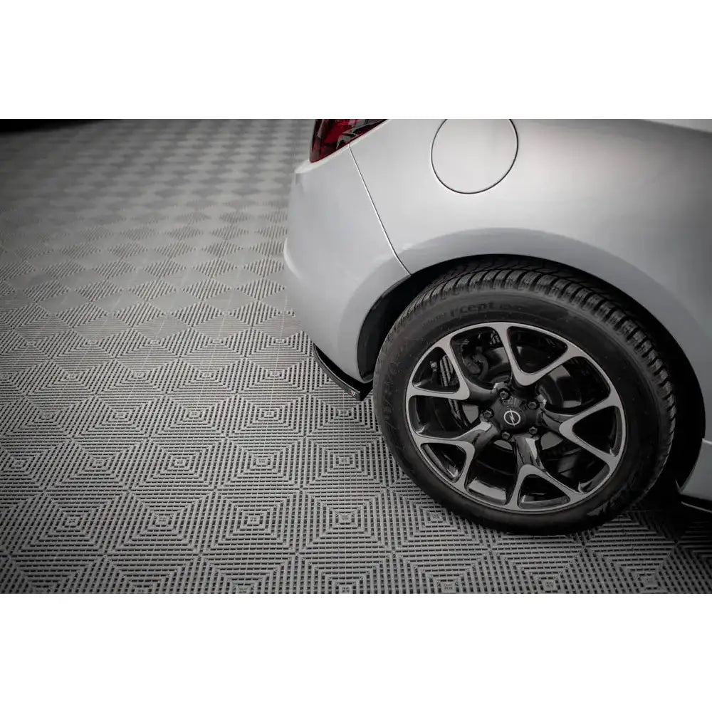 Bakfanger Leppe - Opel Astra Gtc Opc-line j 11-18