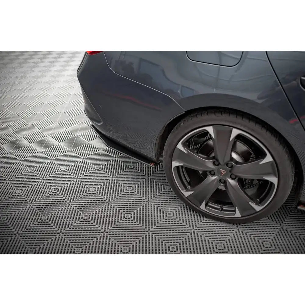 Bakfanger Leppe Street Pro - Seat Cupra Leon St 20-