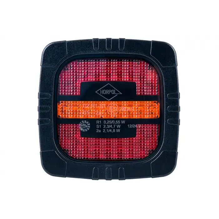 Baklys tilhenger Horpol LZD 2800, frontbilde som viser rød og oransje lysflate, logo og spesifikasjoner.
