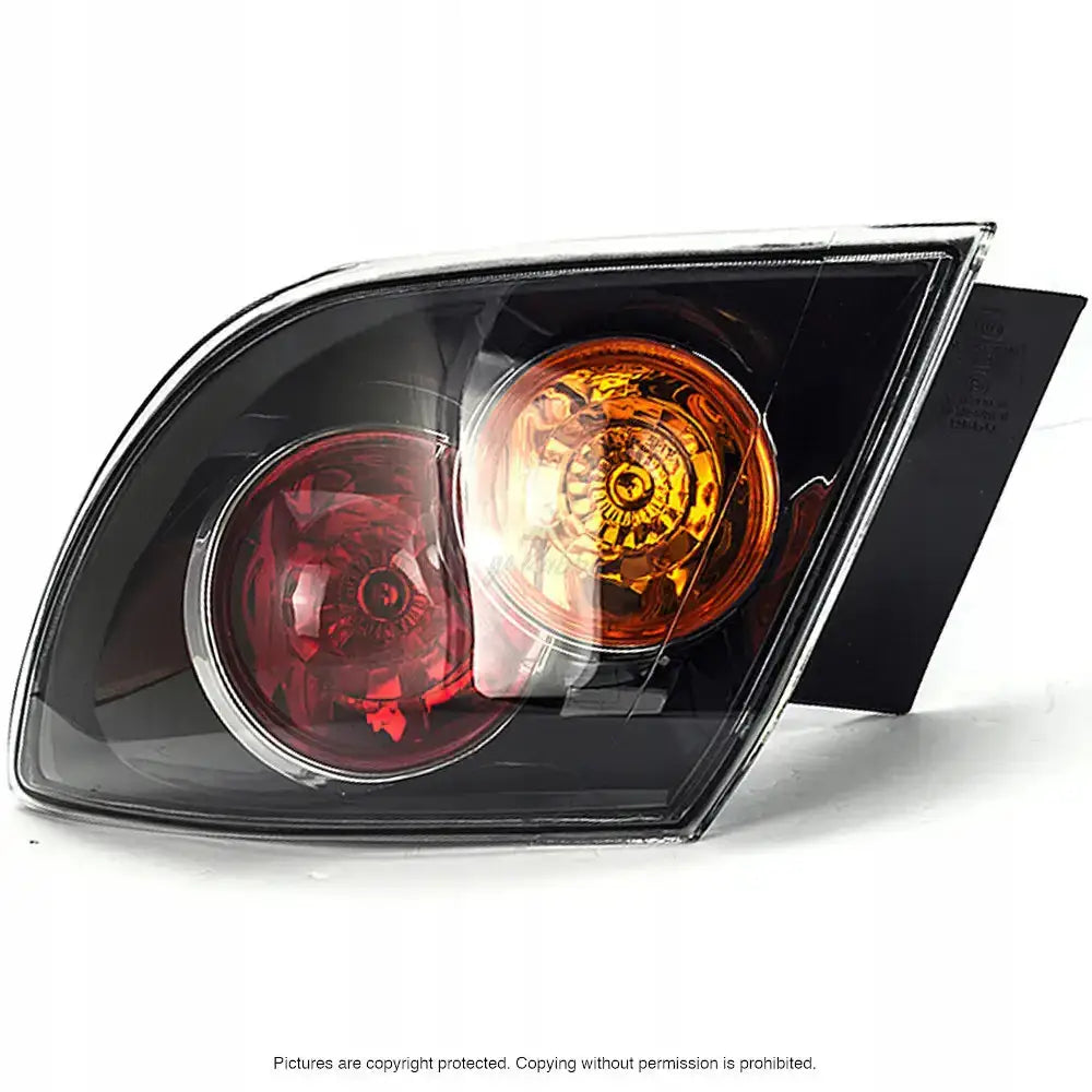 Baklykt Mazda 3 03-06 Høyre