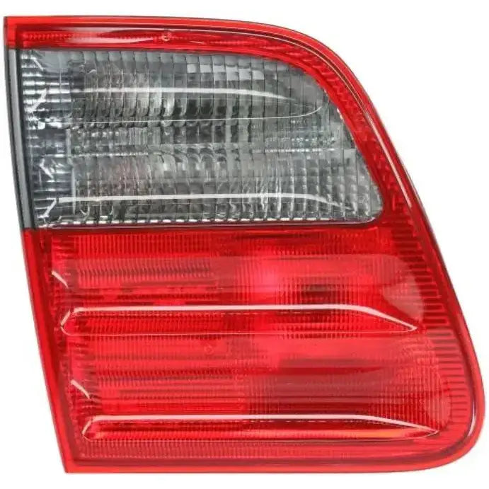Baklykt Mercedes E-klasse (s210) -03 St.vogn Indre Side Venstre