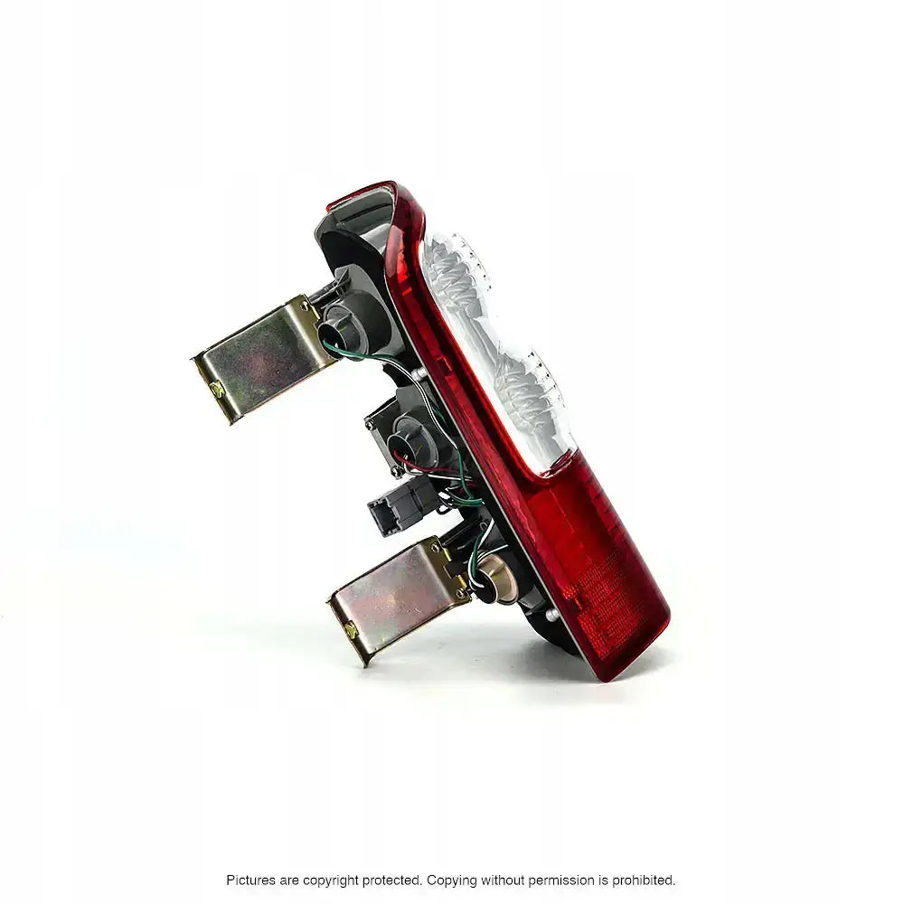 Baklykt Nissan Patrol (y61) 97-03 W21w / Wy21w / W21/5w Venstre