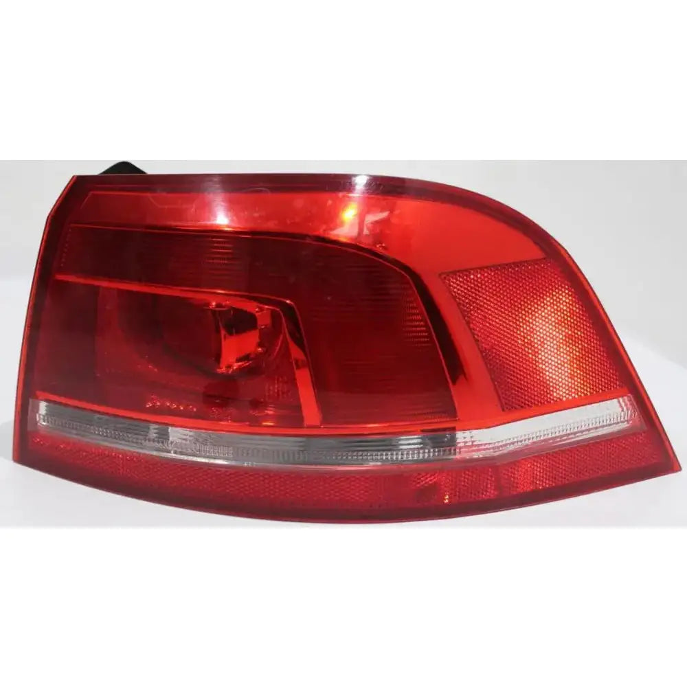 Baklykt Volkswagen Passat B7 Variant 10-14 Ytre Side Høyre