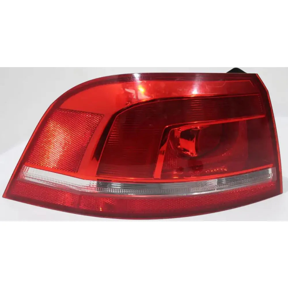 Baklykt Volkswagen Passat B7 Variant 10-14 Ytre Side Venstre
