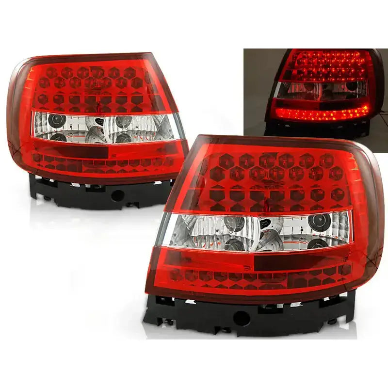 Baklykter Audi A4 11.94-09.00 Red White Led med røde og hvite felt, LED-struktur og reflektorer.