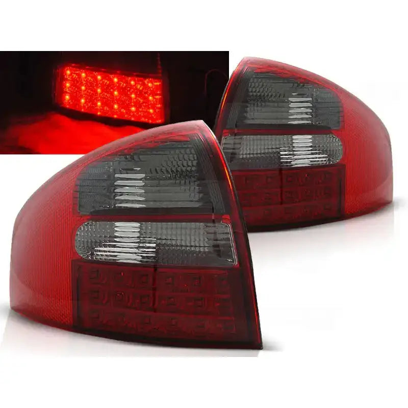 Baklykter Audi A6 05.97-05.04 Sedan R-S LED sett med røde og klare linser, skrå vinkel, LED-lys detalj.