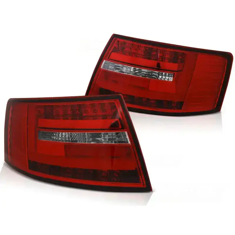 Baklykt Audi A6 C6 LED baklykter i rødt og klart plast med refleks og tydelige LED-elementer.