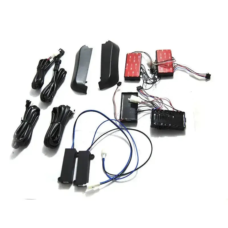 Baklykt Audi A6 C7 led bar med svarte kabler og elektroniske deler sett ovenfra mot hvit bakgrunn.