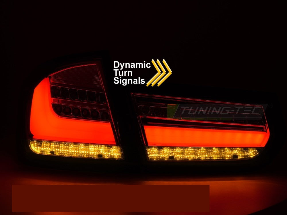 BMW 3-Serie F30 baklykter LED bar smoke montert på bil bakvinkel
