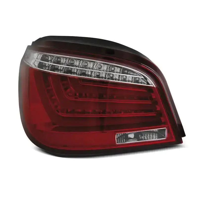Baklykter Bmw E60 LCI 07-10 Red White Led Bar sett bakfra med LED-lys og refleksfelt synlig.