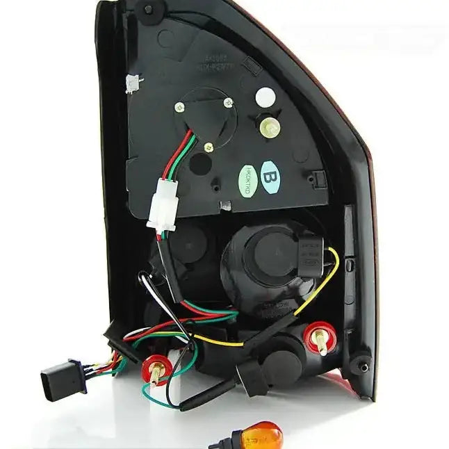 Baklys Chrysler 300C/300 09-10 smoke LED bakside med ledninger, kontakter og løs oransje pære.