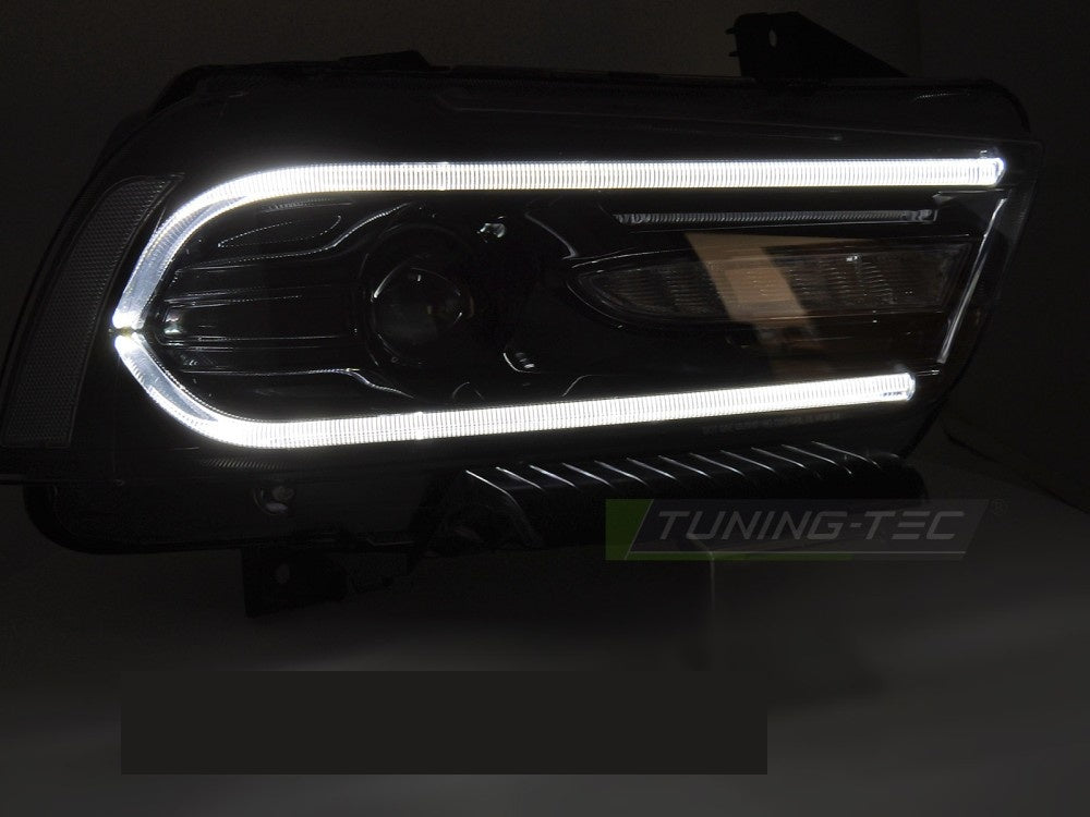 Svarte LED-baklykter Dodge Charger 11-15 montert på bil