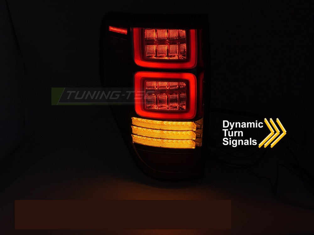 Baklykter LED smoke-finish montert på Ford F150 MK12 bakparti