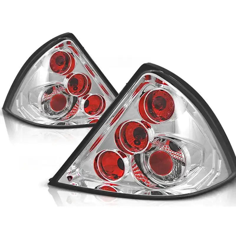 Baklykter Ford Mondeo Mk3 09.00-07 med kromdetaljer, trekantet form og røde reflektorer.