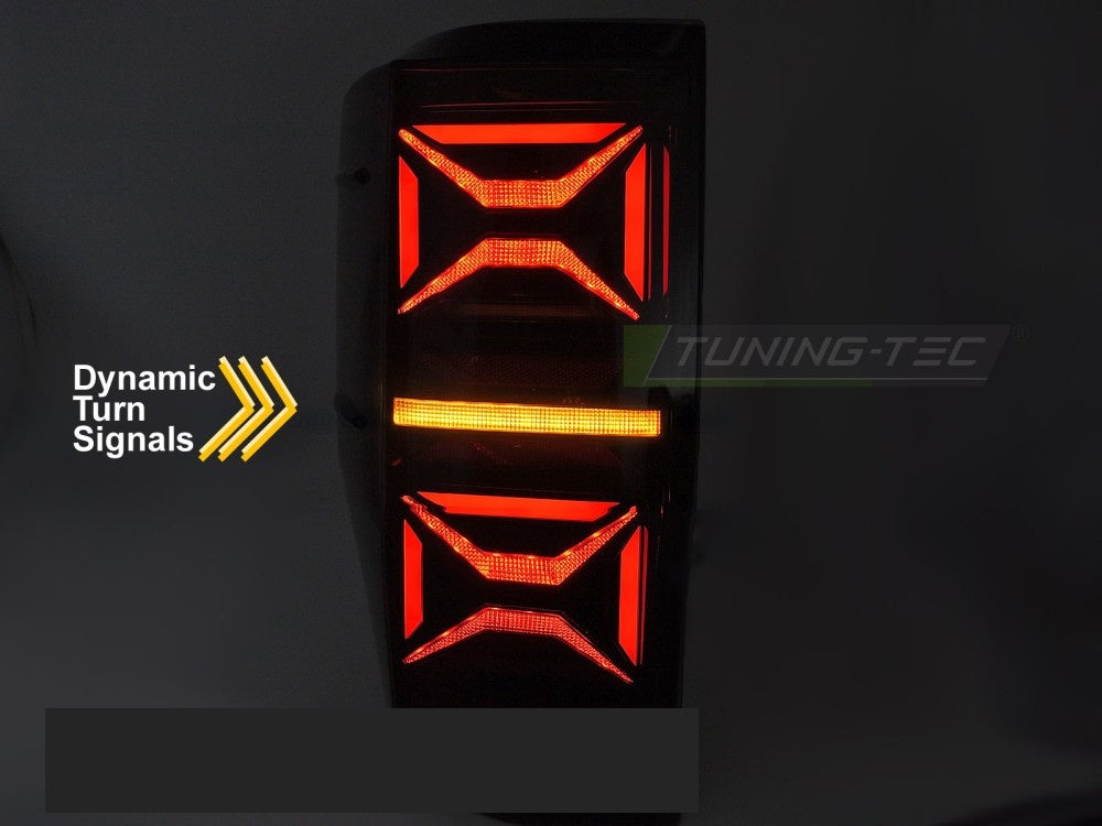 Nærbilde av LED-baklykter med smoke-finish for Ford Ranger LDFO98