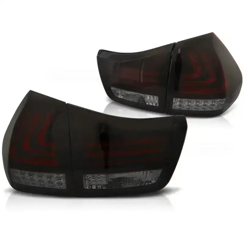 Baklykt Lexus RX 330/350 LED Bar Red Smoke Black med sotet glass og tydelige linjedetaljer.