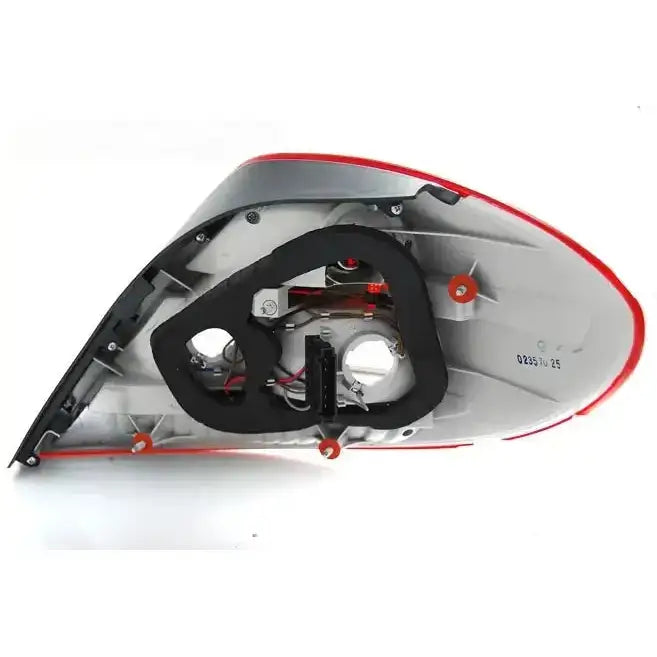 Baklys Mercedes R171 SLK 04-11 LED, bakside med synlige ledninger og monteringspunkter.