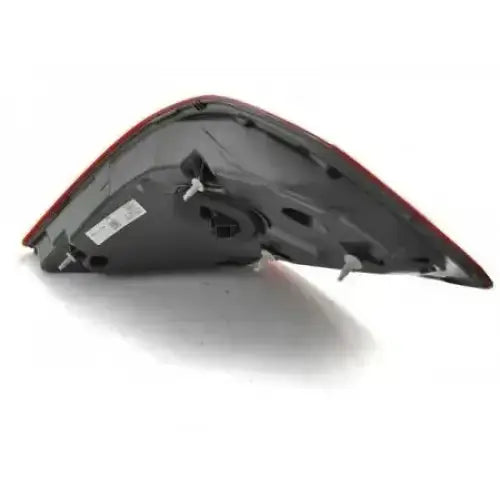 Baklamper Mercedes S-Klasse W222 bakside med synlige festepunkter og etikett mot nøytral bakgrunn.