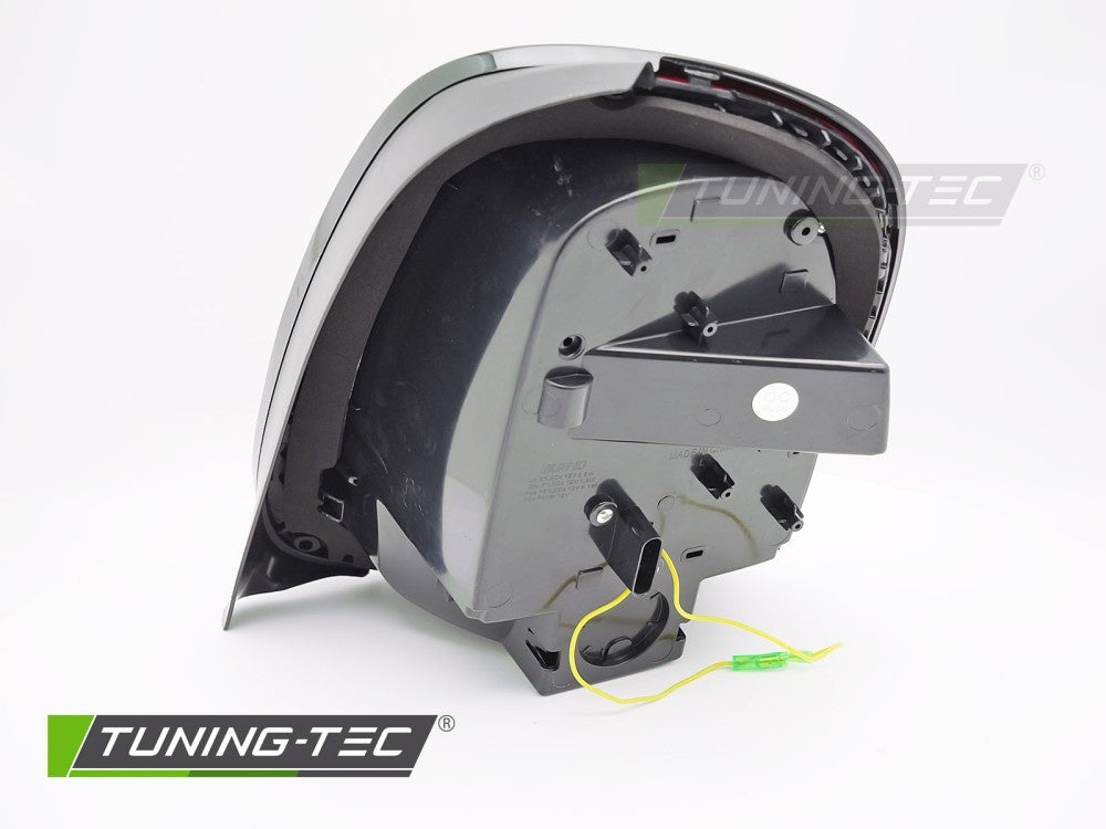 LED baklyktsett rød finish til Mini Cooper F55 5-dørs 2014–2017 produktbilde