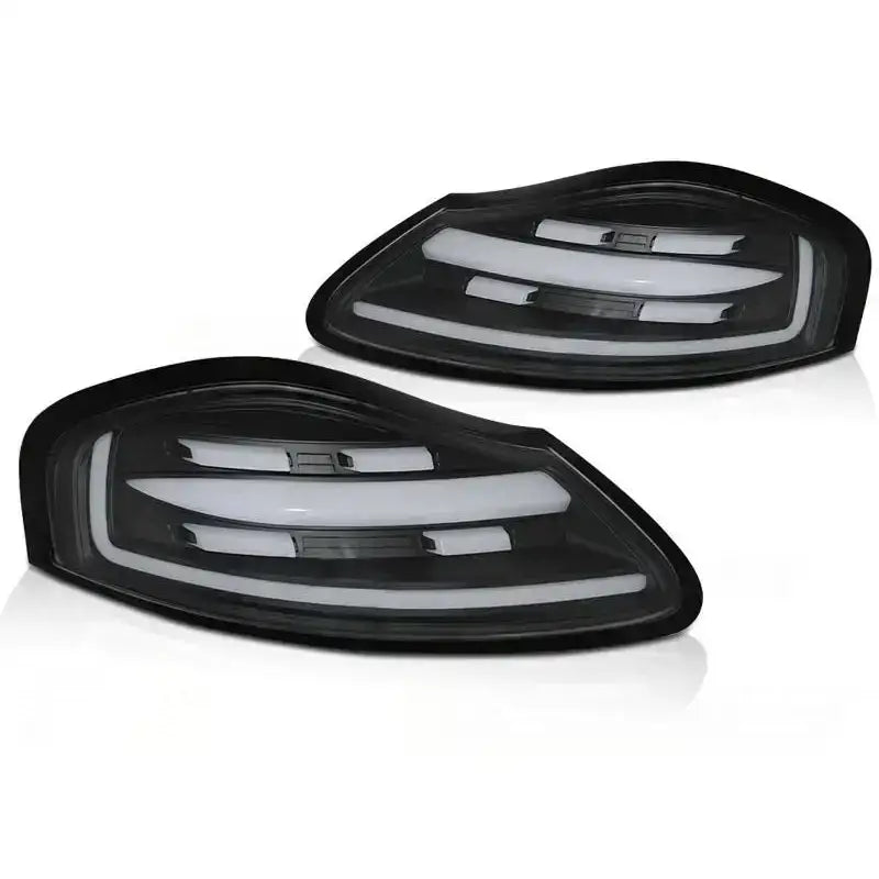 Baklykter Porsche Boxster 986 LED Bar Black med hvite LED-striper, sett fra skrå vinkel.