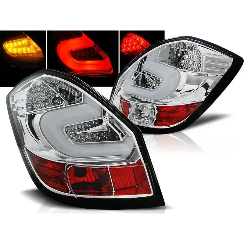Baklykter Skoda Fabia II 07-06.14 Chrome Led Bar sett skrått med klare og svarte detaljer.