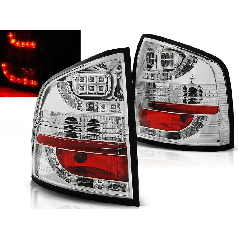 Baklykter Skoda Octavia II St.Vogn 04-12 Chrome LED sett fra skrå vinkel, med tent LED-lys.