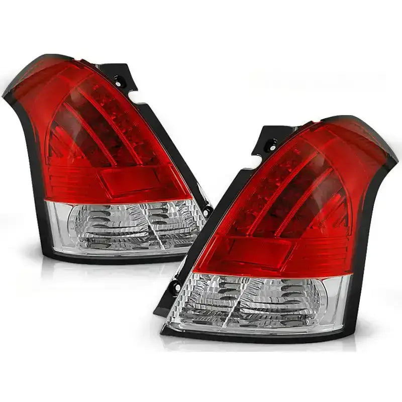 Baklykt Suzuki Swift 05.05-10 Red White Led sett fra skrå vinkel med røde og klare felter.