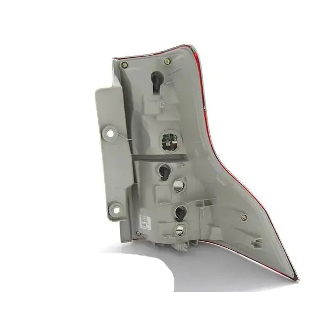 Baklamper Toyota Land Cruiser 150 bakside med synlige pærefester og skruehull, skrå vinkel.