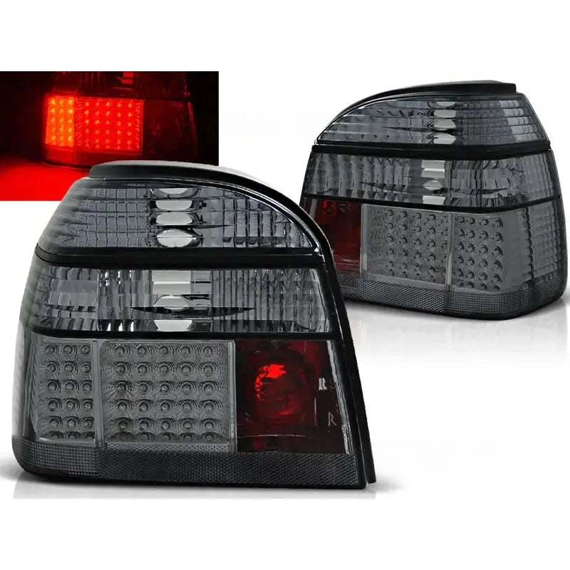 Baklykter Vw Golf 3 09.91-08.97 Smoke LED med sotet linse, skrå vinkel, rødt lys aktivert.