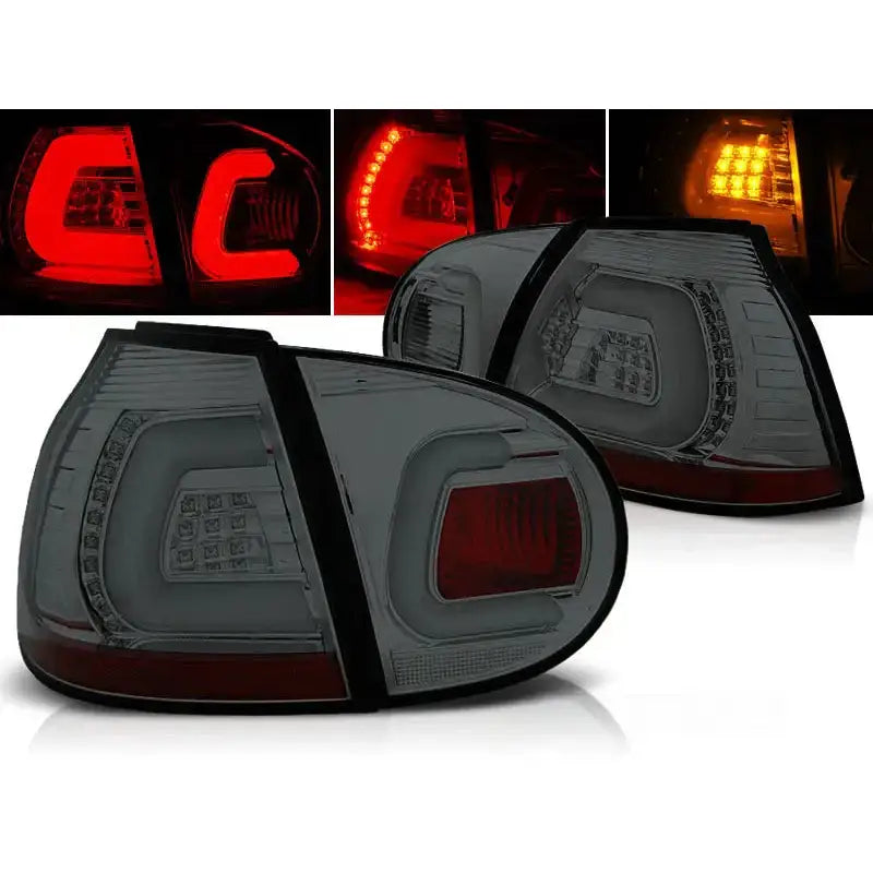 Baklykter Vw Golf 5 med sotet glass og LED Bar, vist fra skrå vinkel med lys tent.