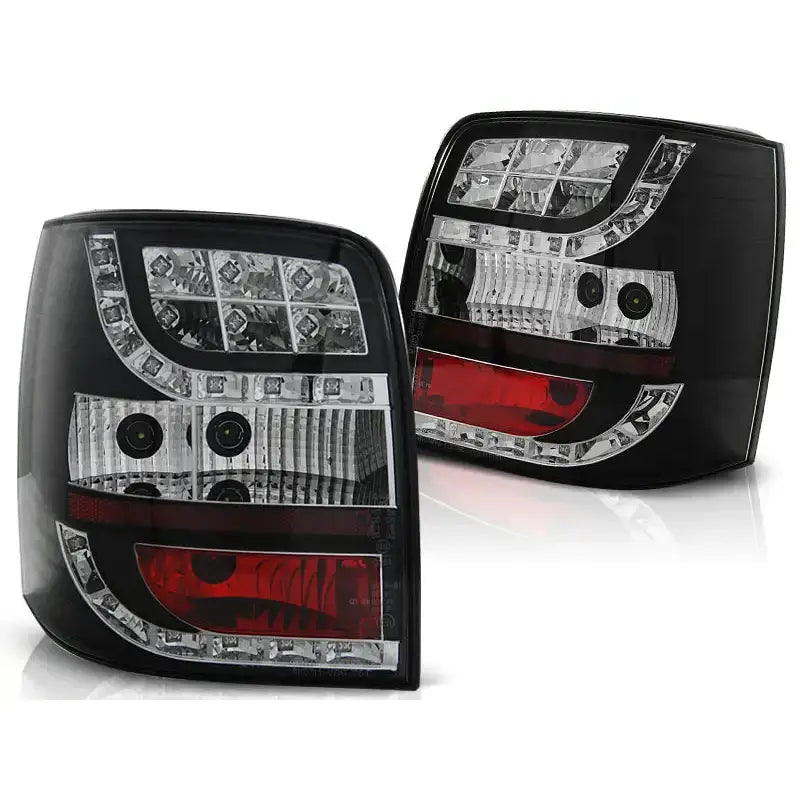 Baklykter Vw Passat 3BG 00-04 Variant Black Led med klart og rødt glass, LED og svart ramme.