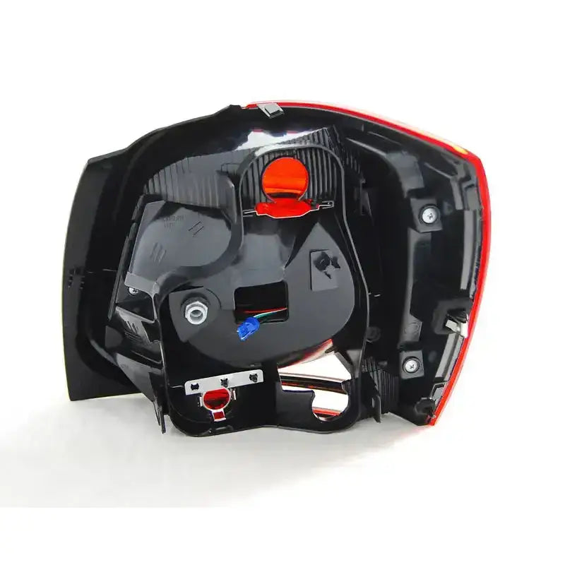 Baklys Vw Polo 09-13 Red Smoke Led, nærbilde av bakside med skruer, koblinger og ledningsfester.