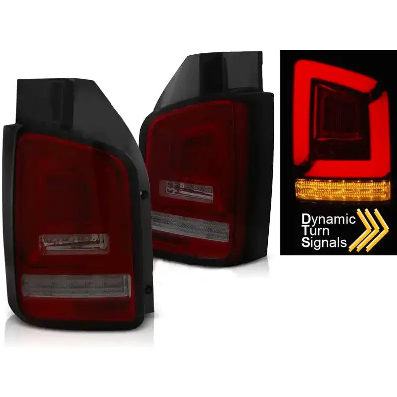 Baklykter Vw T5 10-15 Red Smoke Full Led vist fra skrå vinkel med dynamisk blinklys.