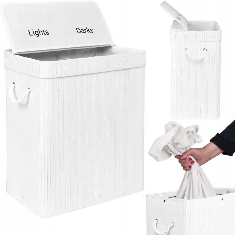 Bambus tøykurv med lokk i hvit, to rom for sortering og tauhåndtak, vist i bruk på badet.