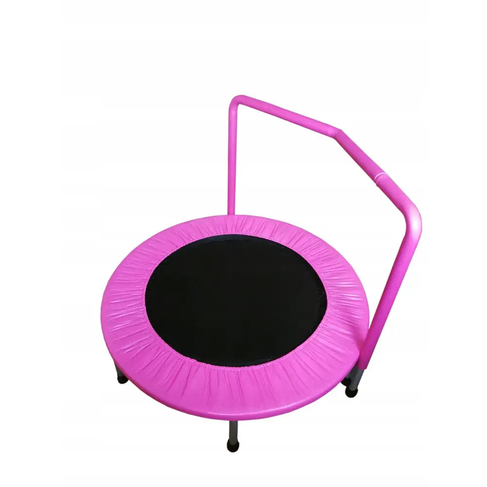 Fitness trampoline for barn med rosa kant og håndtak, sett skrått ovenfra, fire svarte ben gir støtte.