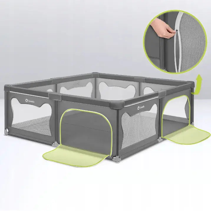 Barnelekegrind Lionelo Willow XL, nærbilde av glidelåsåpning foran med hånd som åpner nettingpanel.