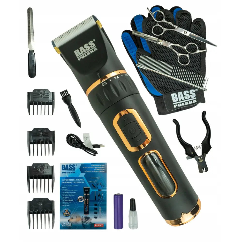 Batteridrevet klippemaskin for Shih Tzu og Yorkshire Terrier med alt tilbehør, sett samlet fra oven.