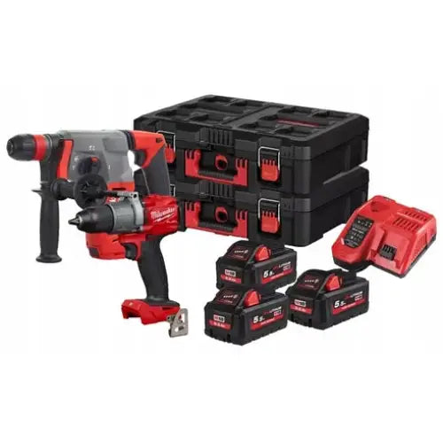Batteridrevet verktøysett med to svarte og røde maskiner, tre batterier, lader og to kofferter med røde låser.