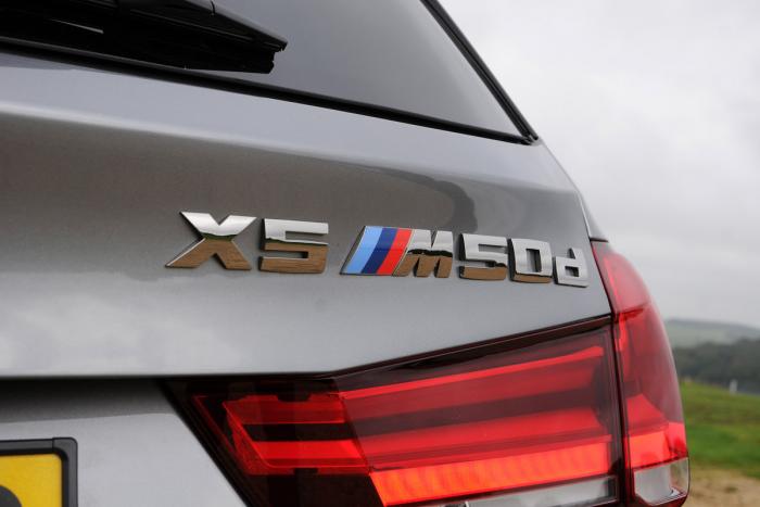 Emblem Bmw X5 ///M50d Silver Edition | Bmw Ag - detaljer