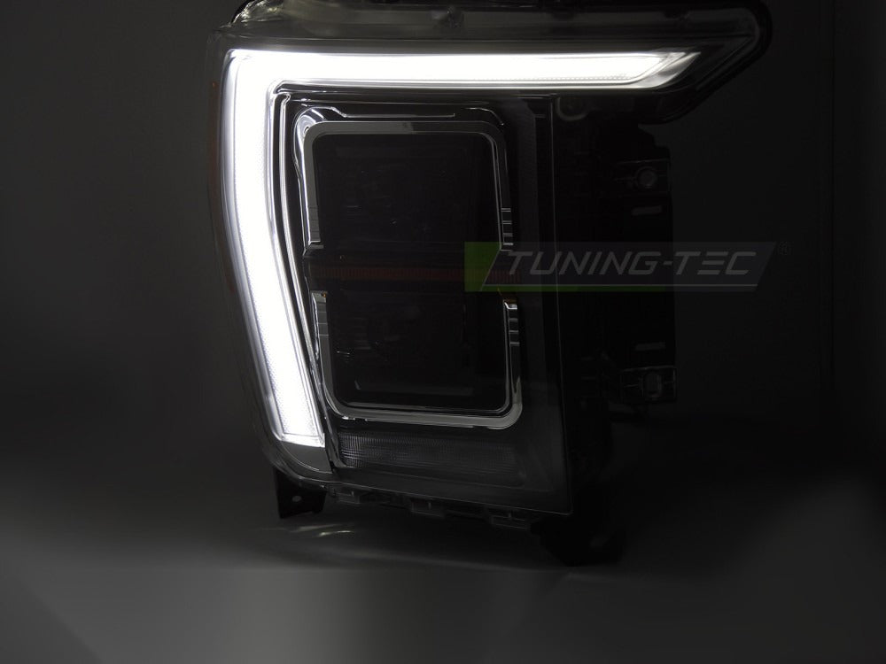 Detaljbilde av frontlykter-par til Ford F150 MK14 20-23.