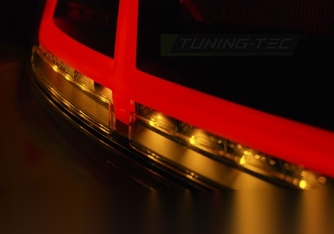 Baklykter Audi TT 8J 06-14 pakke og innhold.
