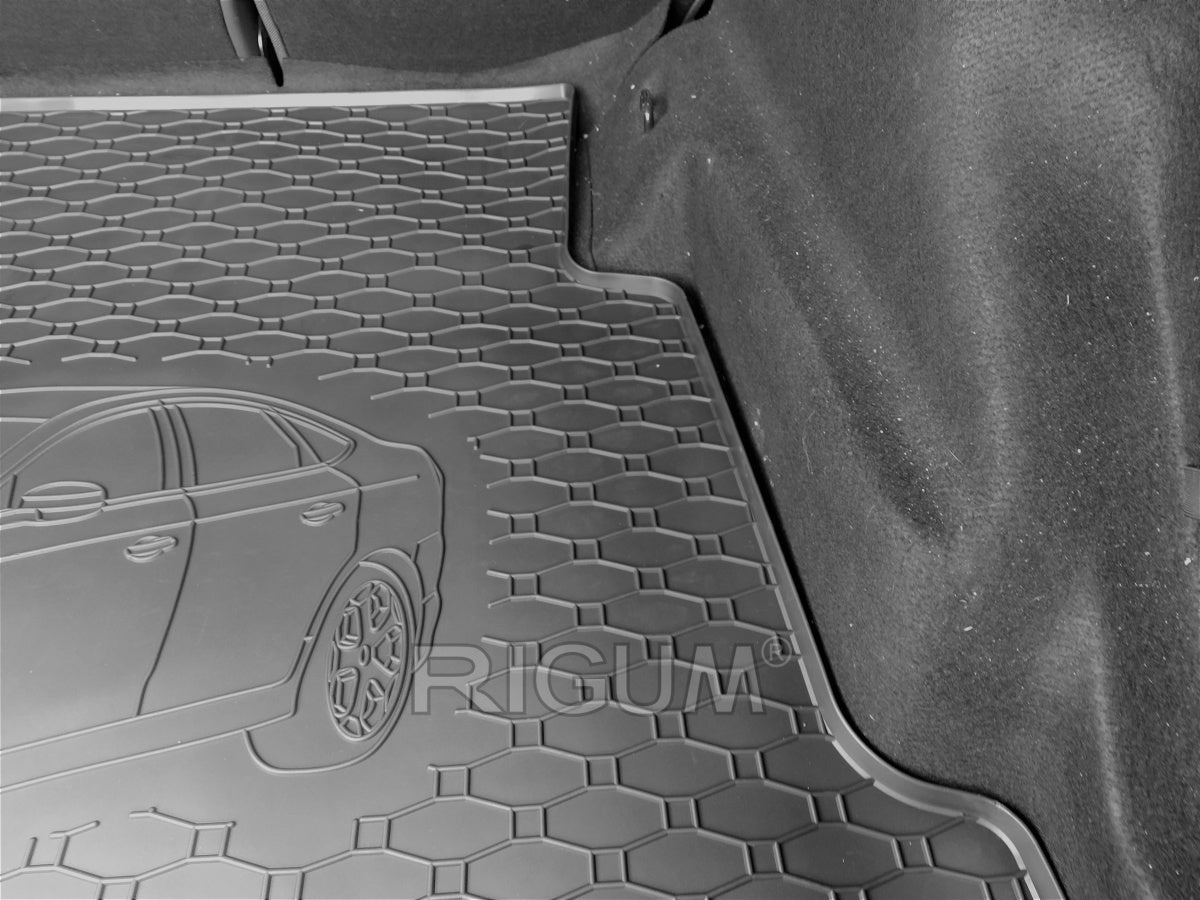 Rigum bagasjeromsmatte til Ford Mondeo IV Sedan – olje- og bensinbestandig