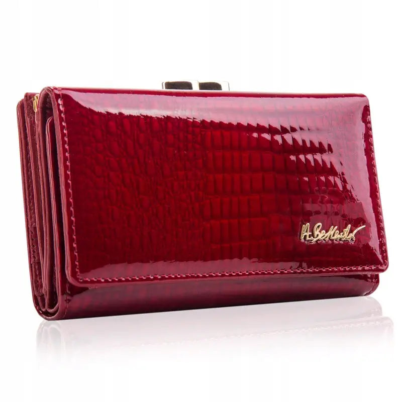 Betlewski Lakkert Skinn Lommebok for Kvinner med Spenn