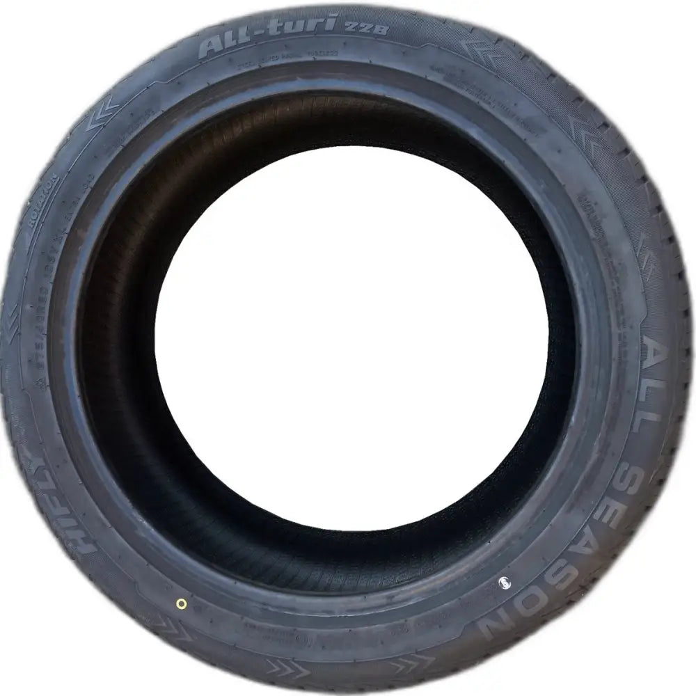 Billige Dekk Hifly All-turi 228 235/40 R18 95 v Xl