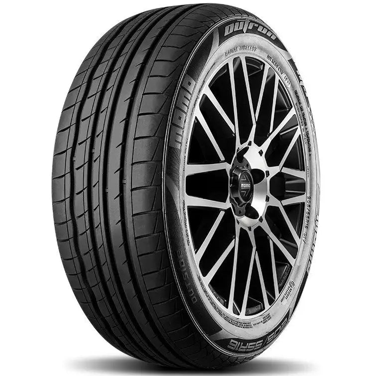 Billige Dekk Momo Tires Outrun M3 255/35 R18 94 y Xl
