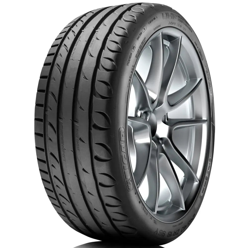 Billige Dekk Tigar Ultra High Performance 215/55 R18 99 v Xl