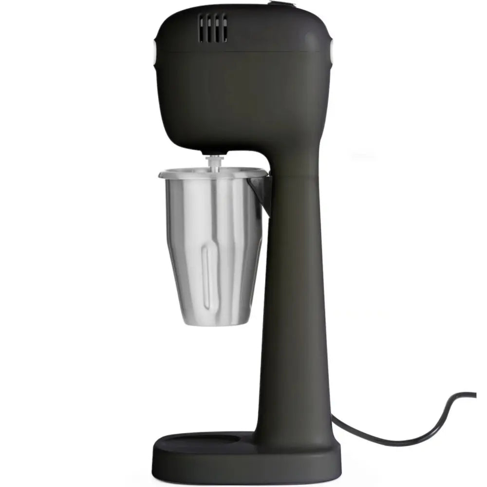Blandebeger skummer for milkshake, svart maskin sett fra siden med synlig ledning og metallbeger.