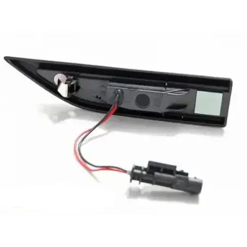 Par med VW T6 15- LED blinklys black smoke SEQ vist forfra med synlig LED-stripe