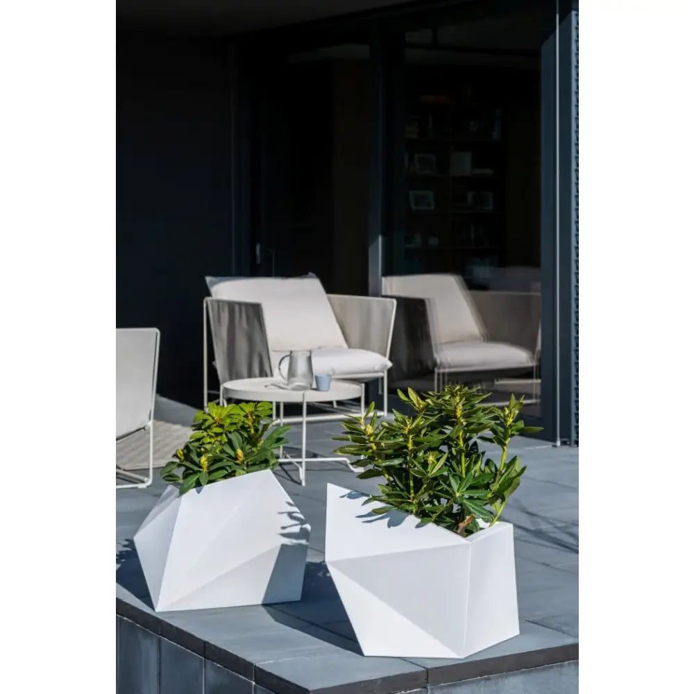 Blomsterpotte Astro Svart (full Kapasitet)